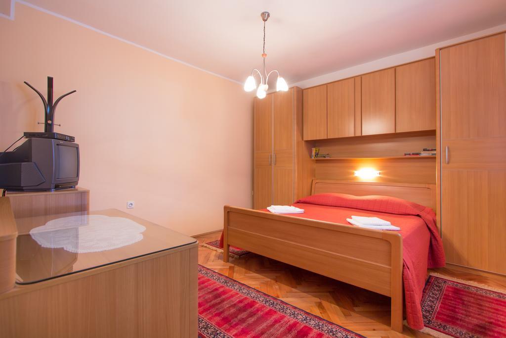 Apartments Silvia Poreč Extérieur photo