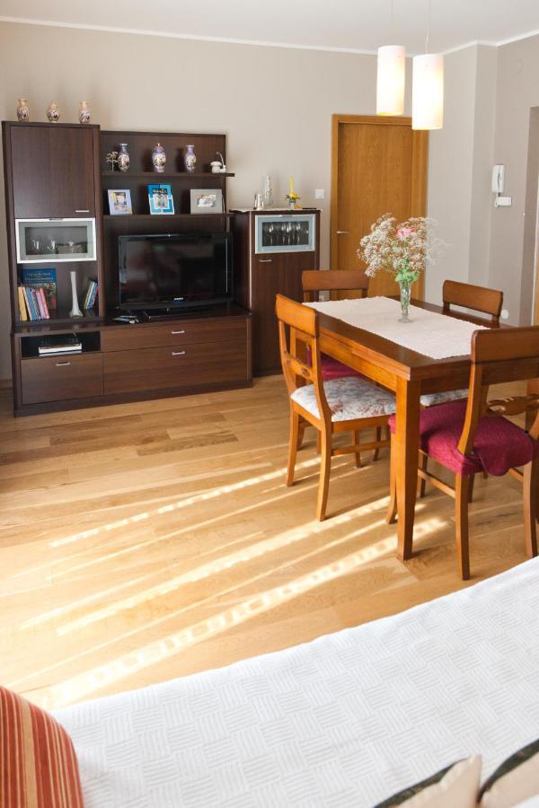 Apartments Silvia Poreč Extérieur photo